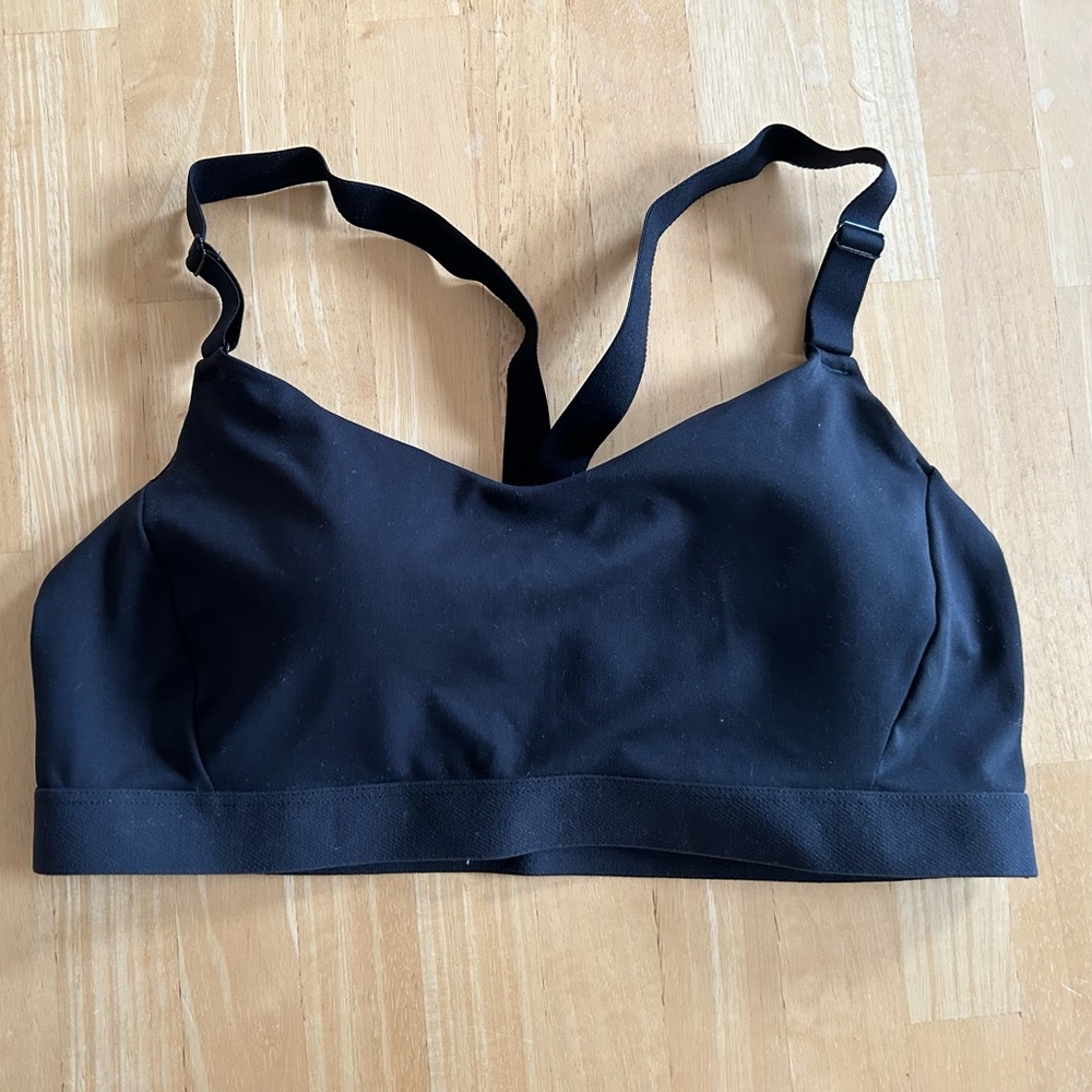 Old navy black sports bra